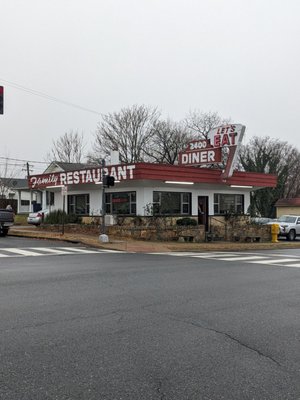 Twenty Four Hundred Diner by null