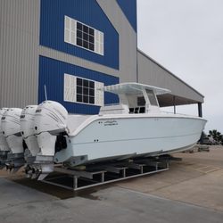 VIP Boats & Yachts