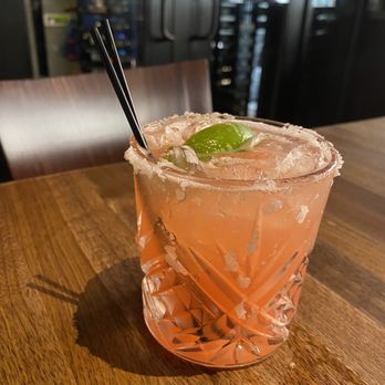 Yard House - New American Near Me - Indianapolis, Indiana