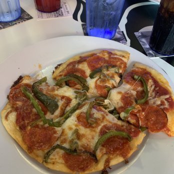Dollies Pub & Cafe - Pizza Near Me - Lahaina, Hawaii Dollies Pub & Cafe - Pizza Near Me - Lahaina, Hawaii
