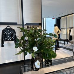La Fleurel - Our flowers at Chanel Store