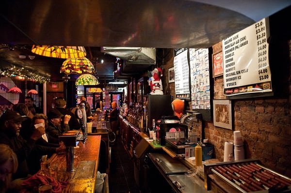 Rudy's Bar & Grill by null