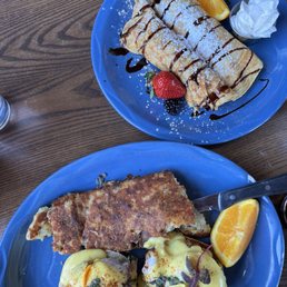 Crab Cake Benedict's & Crepes
