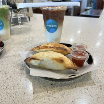 El Porton Coffee  - Coffee & Tea Near Me - Dallas, Texas