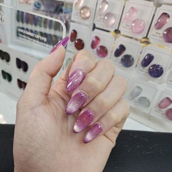 CL Nails - a mix of pink and purple cat eye - Nail Salons Near Me - Las Vegas, Nevada