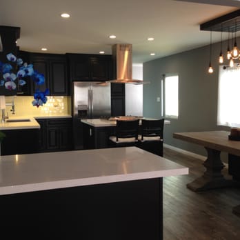 Creative Home Remodeling Group - Kitchen Remodel: Sightline from living room. - General Contractors Near Me - Studio City, California Creative Home Remodeling Group - Kitchen Remodel: Sightline from living room. - General Contractors Near Me - Studio City, California