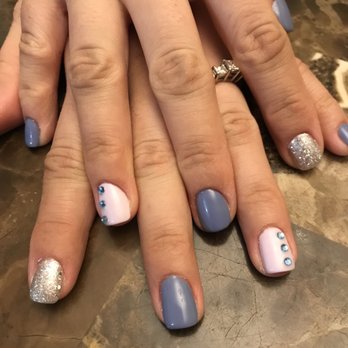 Nail.com - Nail Salons Near Me - Chicago, Illinois