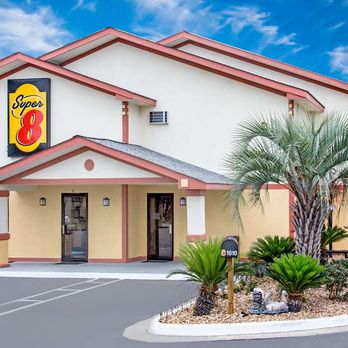 Super 8 by Wyndham Douglas - Exterior - Hotels Near Me - Douglas, Georgia Super 8 by Wyndham Douglas - Exterior - Hotels Near Me - Douglas, Georgia