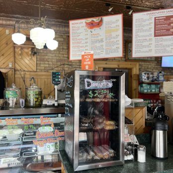 JB's Deli - Inside - Delis Near Me - Chicago, Illinois