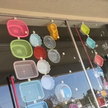 Grocery Outlet - Dollar Store outdoors - Grocery Near Me - Newark, California Grocery Outlet - Dollar Store outdoors - Grocery Near Me - Newark, California