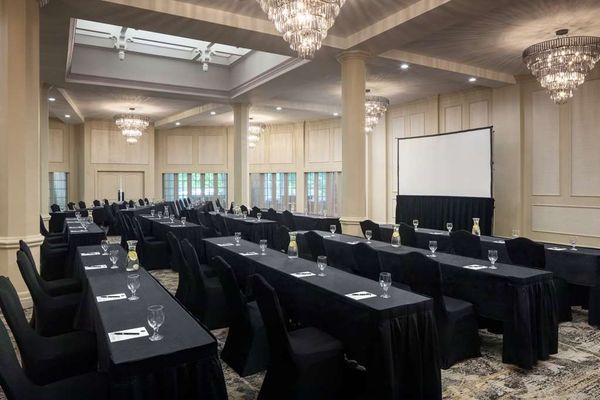 The Elms Hotel & Spa, a Destination by Hyatt Hotel by null