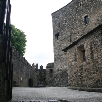 Castello di Montebello - Landmarks & Historical Buildings Near Me - Daro, TI Castello di Montebello - Landmarks & Historical Buildings Near Me - Daro, TI