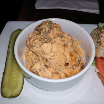 Bat 17 - New American Near Me - Evanston, Illinois