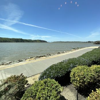 Bella Siena - Amazing views of the bay - Italian Near Me - Benicia, California