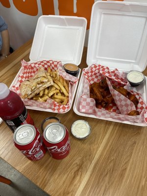The Kluckin Chicken by null