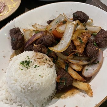 El Rocoto - Lomo Saltado - Peruvian Near Me - Gardena, California El Rocoto - Lomo Saltado - Peruvian Near Me - Gardena, California
