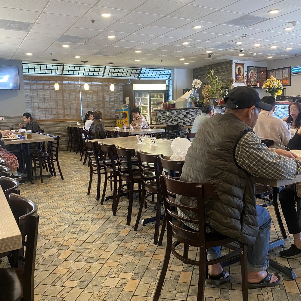 Com Tam Thanh - Inside seating - Vietnamese Near Me - Westminster, California Com Tam Thanh - Inside seating - Vietnamese Near Me - Westminster, California