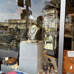 Luna Belmont Shore - Jewelry