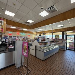 Braum's Ice Cream & Dairy Stores - Grocery area (5-12-2026)