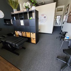 Glacier Chiropractic - Glacier Chiropractic In Seattle, WA - Office Interior
