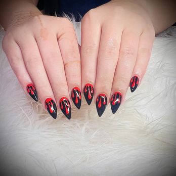Diamond Nails - Nail Salons Near Me - Duluth, Minnesota