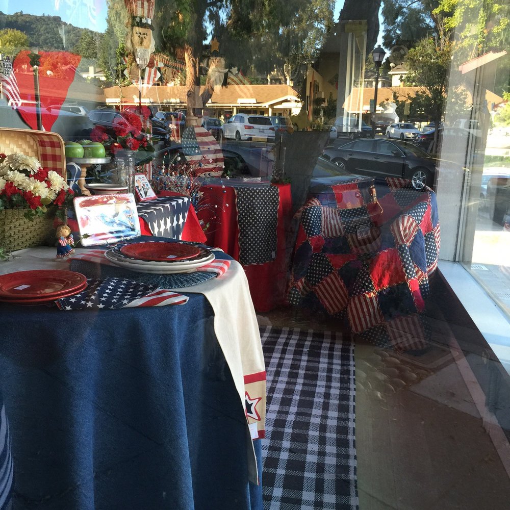Fat Robin - Gift Shops Near Me - Saratoga, California Fat Robin - Gift Shops Near Me - Saratoga, California