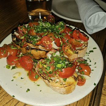 DAMA - Heirloom tomatoes bruchetta - Latin American Near Me - Los Angeles, California DAMA - Heirloom tomatoes bruchetta - Latin American Near Me - Los Angeles, California