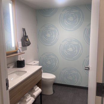 Tru by Hilton Mt. Juliet - Bathroom - Hotels Near Me - Mount Juliet, Tennessee Tru by Hilton Mt. Juliet - Bathroom - Hotels Near Me - Mount Juliet, Tennessee