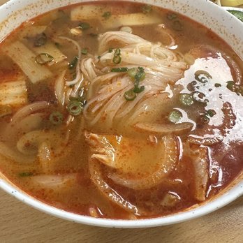 Pho Golden  Bowl - Spicy shrimp pho - Vietnamese Near Me - Manchester, New Hampshire