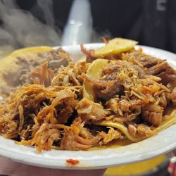 Tacos El Venado - Al pastor, carnitas, suadero tacos