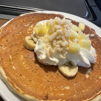 Slappy Cakes - Hawaiian pancake - Breakfast & Brunch Near Me - Lahaina, Hawaii
