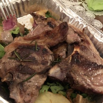 Santa Croce - Take away lamb with rosemary potatoes, delicious and so much lamb for a good price! - Italian Near Me - Nocelle, SA Santa Croce - Take away lamb with rosemary potatoes, delicious and so much lamb for a good price! - Italian Near Me - Nocelle, SA