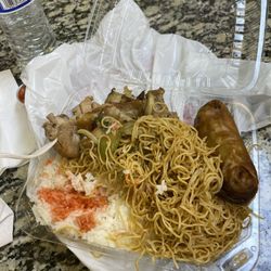 Lee's Garden - ginger chicken veggie egg roll steamed rice thin noodles