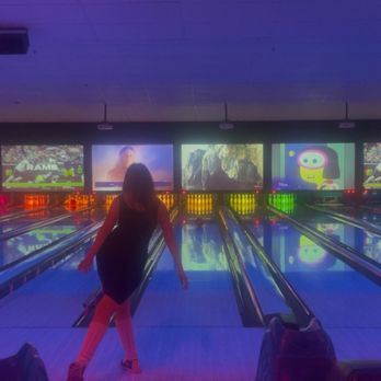 Bowlero Orange County - Bowling Near Me - Tustin, California Bowlero Orange County - Bowling Near Me - Tustin, California