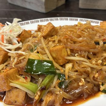 Malee Thai by Sriracha - Thai Near Me - Carson, California