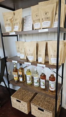 Mi Mundo Coffeehouse & Roastery by null