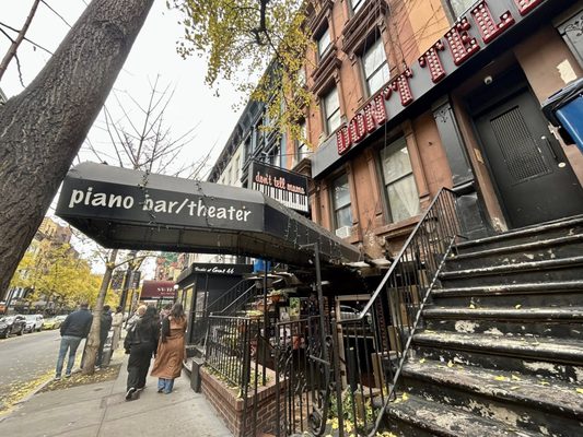 Don't Tell Mama by null