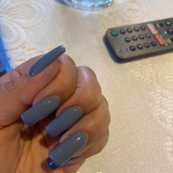 Lavish Nails & Spa - Came out also all fat and clumpy - Nail Salons Near Me - Vallejo, California