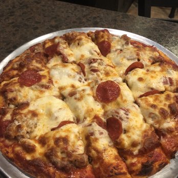 Beggars Pizza - Pizza Near Me - Chicago, Illinois
