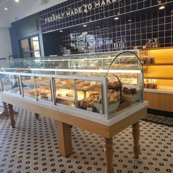 Paris Baguette - Interior - Bakeries Near Me - Grand Prairie, Texas Paris Baguette - Interior - Bakeries Near Me - Grand Prairie, Texas