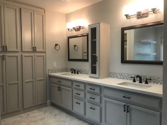 Bathroom Remodel - Here at Western General Construction Inc., we truly are your neighborhood's general contractor. Owned and Operated by Danny Tran, the trades of the job have been passed down from generation to generation. We have 20+ of years of experience in home improvement, so you can trust the quality, experience and service we bring on every project. Furthermore, we are reliable, affordable, provide excellent customer service, and most importantly, deliver on quality.

We specialize in kitchen remodels, bathroom remodels, home additions, ADUs, full home remodels and more. We accept all sizes of work, small to big. We work you to design your projects and give you advice along the way, ensuring that we give you a friendly, stress-free experience.

Call us today to let us know what your dreams are, and we will work with you to make it happen!