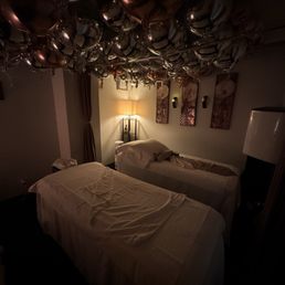 Had a wonderful massage this evening! I was even 10 minutes late and they accommodated me with no issues. So sweet and attentive to my needs Had a wonderful massage this evening! I was even 10 minutes late and they accommodated me with no issues. So sweet and attentive to my needs