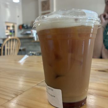 HullHouse Coffee - Caramel Cold Brew - Coffee & Tea Near Me - Kansas City, Missouri