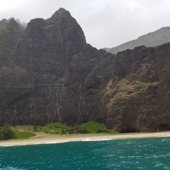 Catamaran Kahanu - Boating Near Me - Eleele Kauai, Hawaii