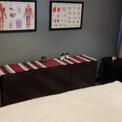Harts Run Fitness - Massage and wellness services room