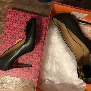 Tory Burch - Black Pumps - Women's Clothing Near Me - Las Vegas, Nevada Tory Burch - Black Pumps - Women's Clothing Near Me - Las Vegas, Nevada