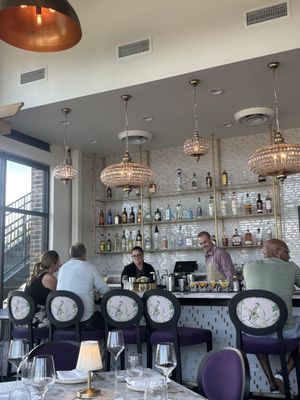 Elaine's Cocktail Kitchen by null