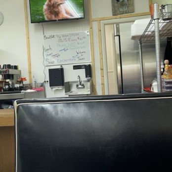 Jesse's Restaurant - the view of the kitchen from the counter - Diners Near Me - Tulsa, Oklahoma Jesse's Restaurant - the view of the kitchen from the counter - Diners Near Me - Tulsa, Oklahoma