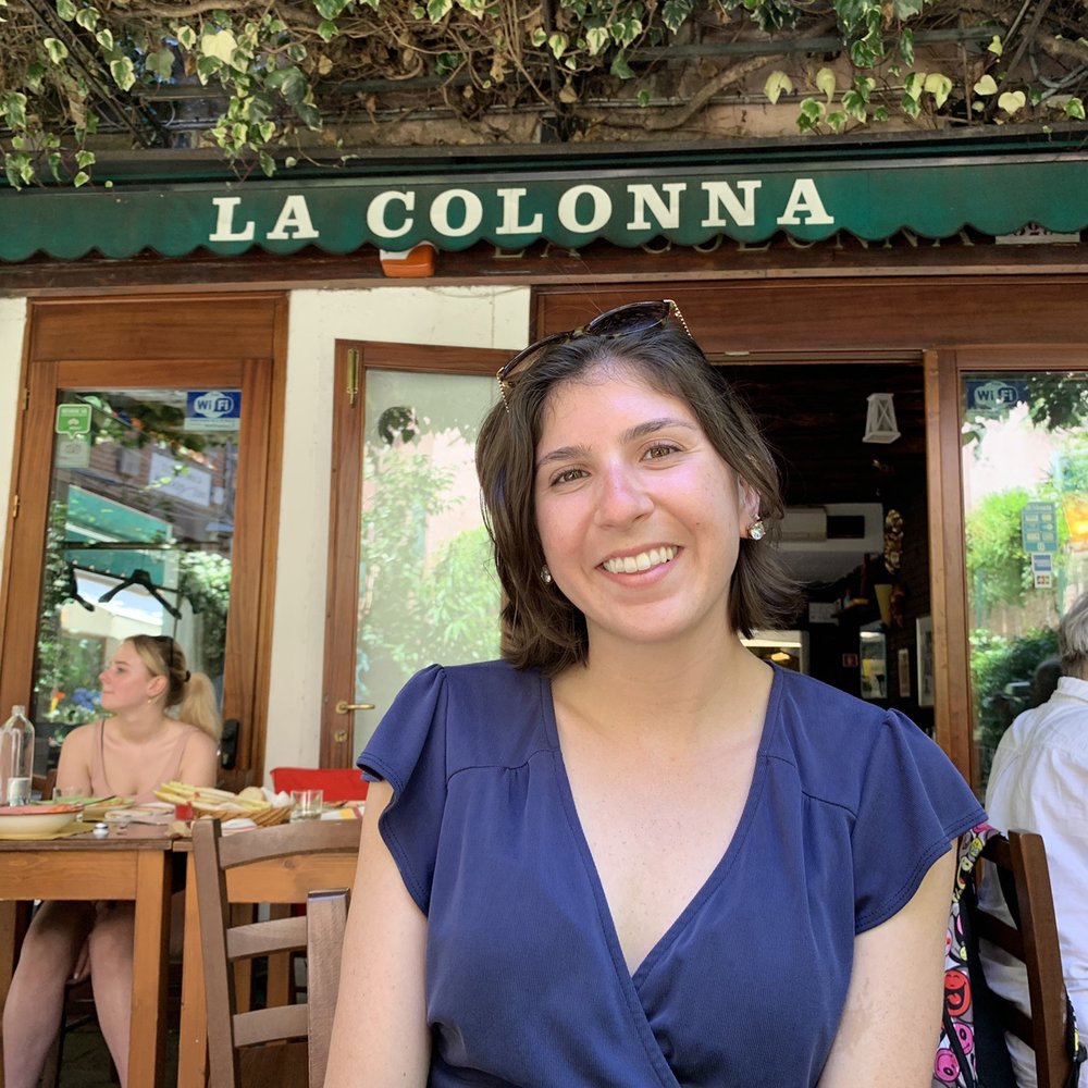La Colonna - Outside patio of restaurant with covered terrace - Italian Near Me - Venezia, AG La Colonna - Outside patio of restaurant with covered terrace - Italian Near Me - Venezia, AG