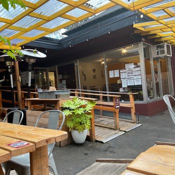 Mirisata - Outdoor seating view - Sri Lankan Near Me - Portland, Oregon Mirisata - Outdoor seating view - Sri Lankan Near Me - Portland, Oregon
